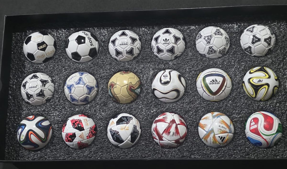 Balones Todos los Mundiales (set 18 minis)